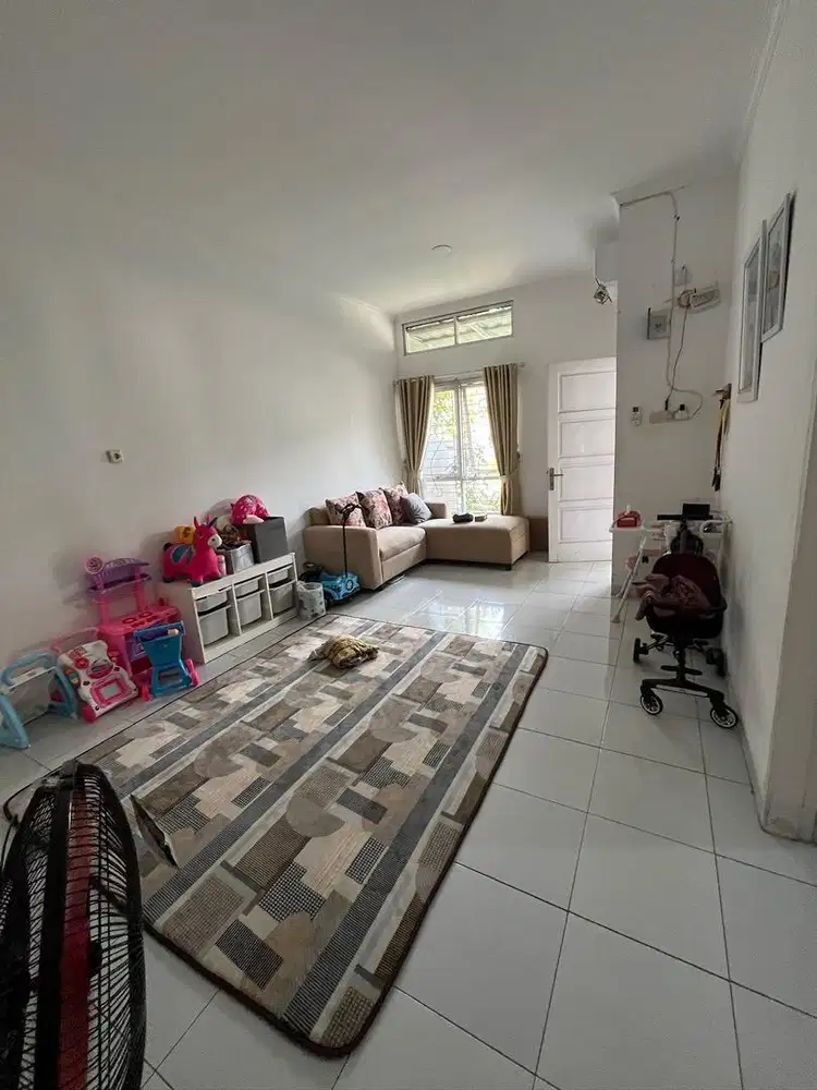 Rumah Dijual Lokasi Strategis