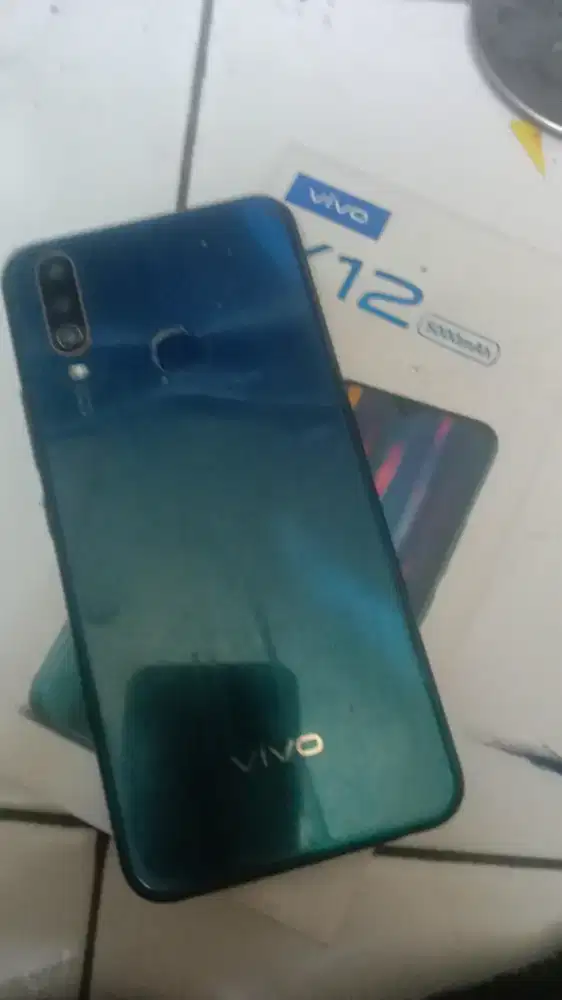 Vivo y12 fullset ram 3/32 mulus siap pake
