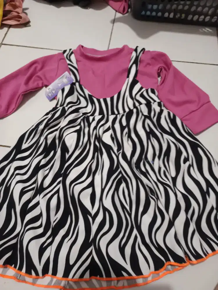 Dres dan jamswit