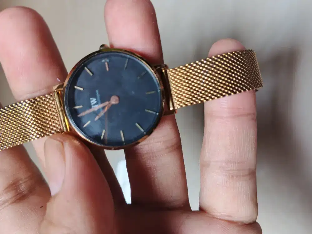 jam DW ori cewek mlus nomnus