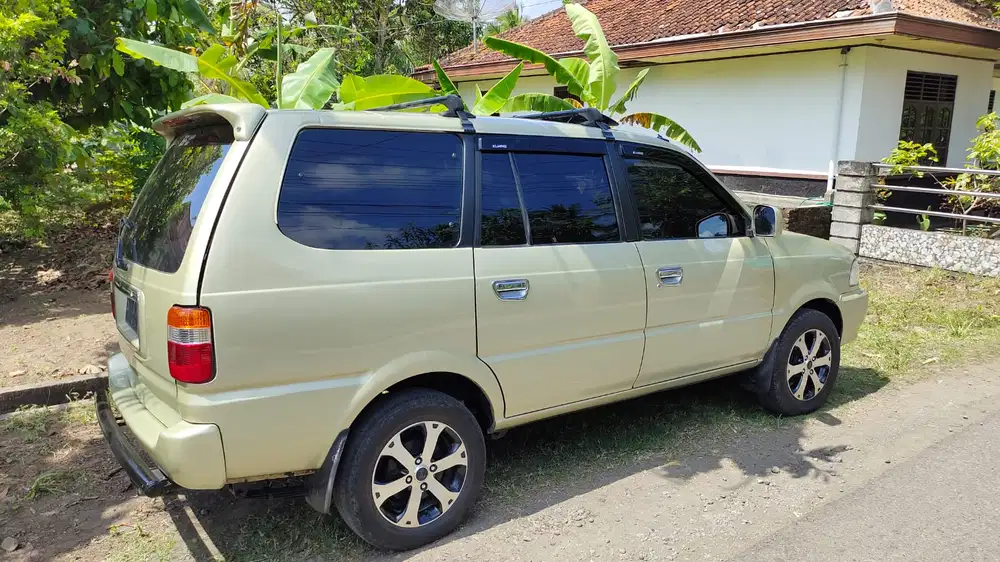 Toyota Kijang 2002 Bensin
