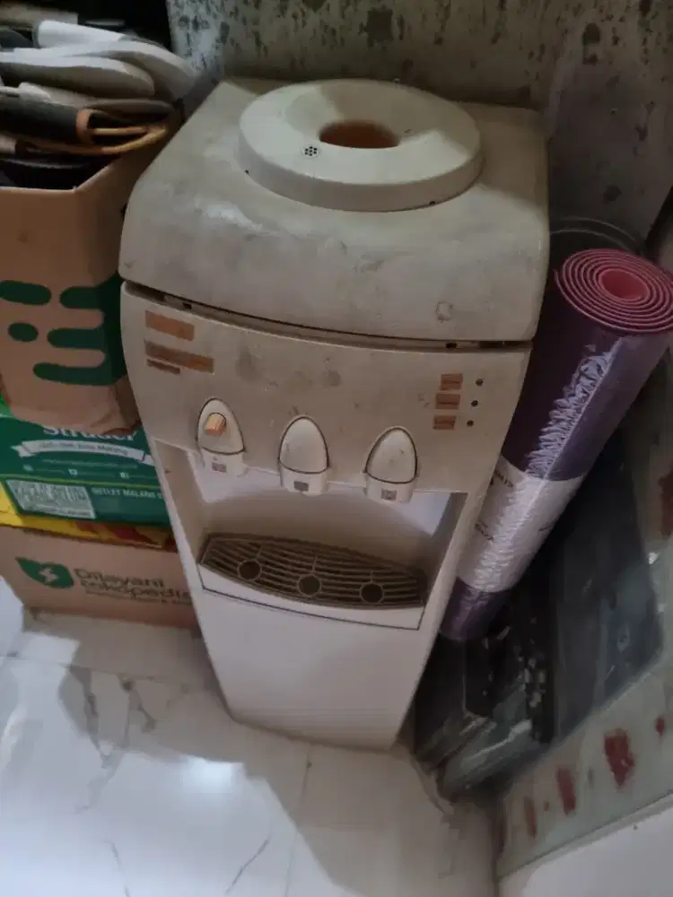 Dispenser sanken