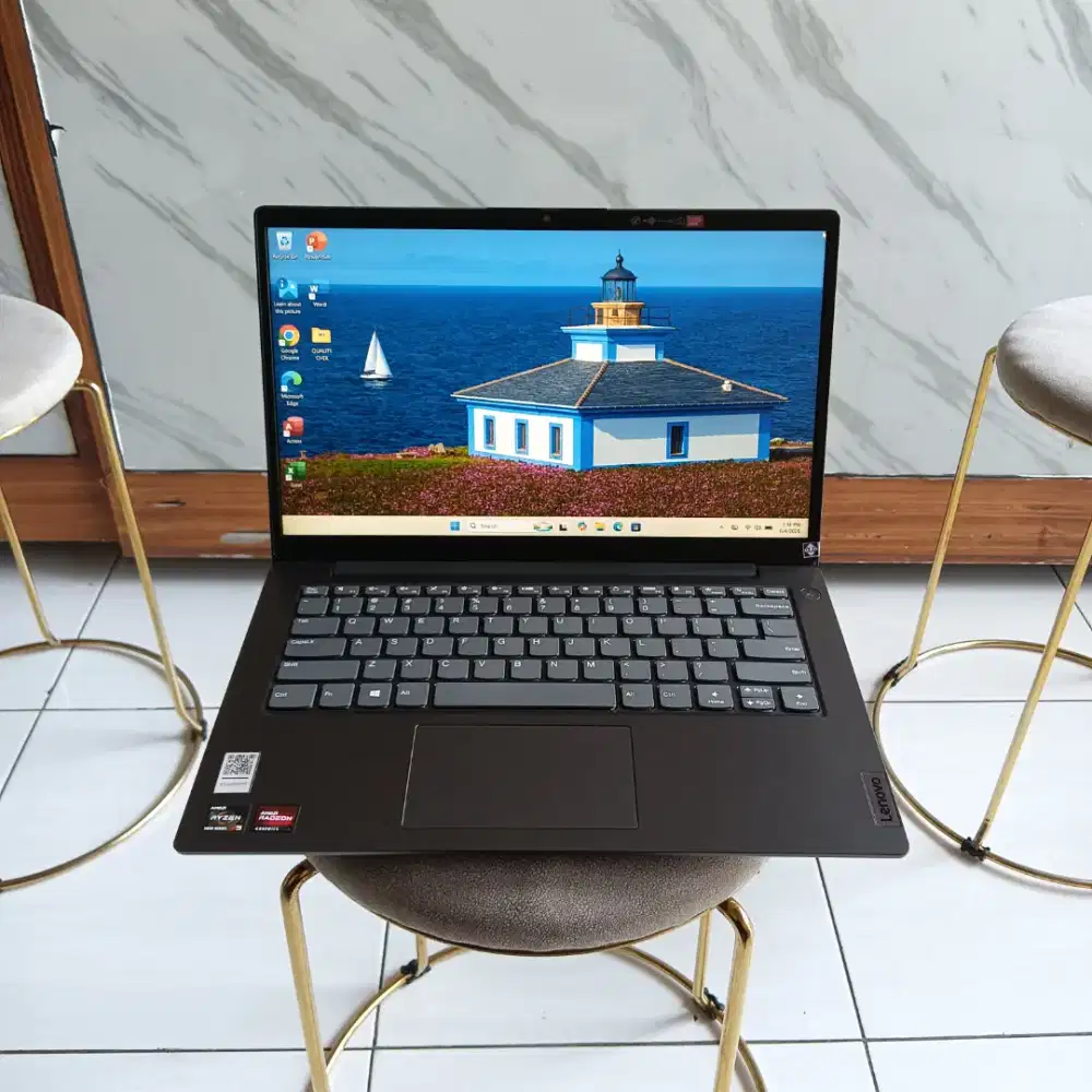 LENOVO V14 RYZEN 3-5300U RAM 4GB SSD 256GB FULL HD