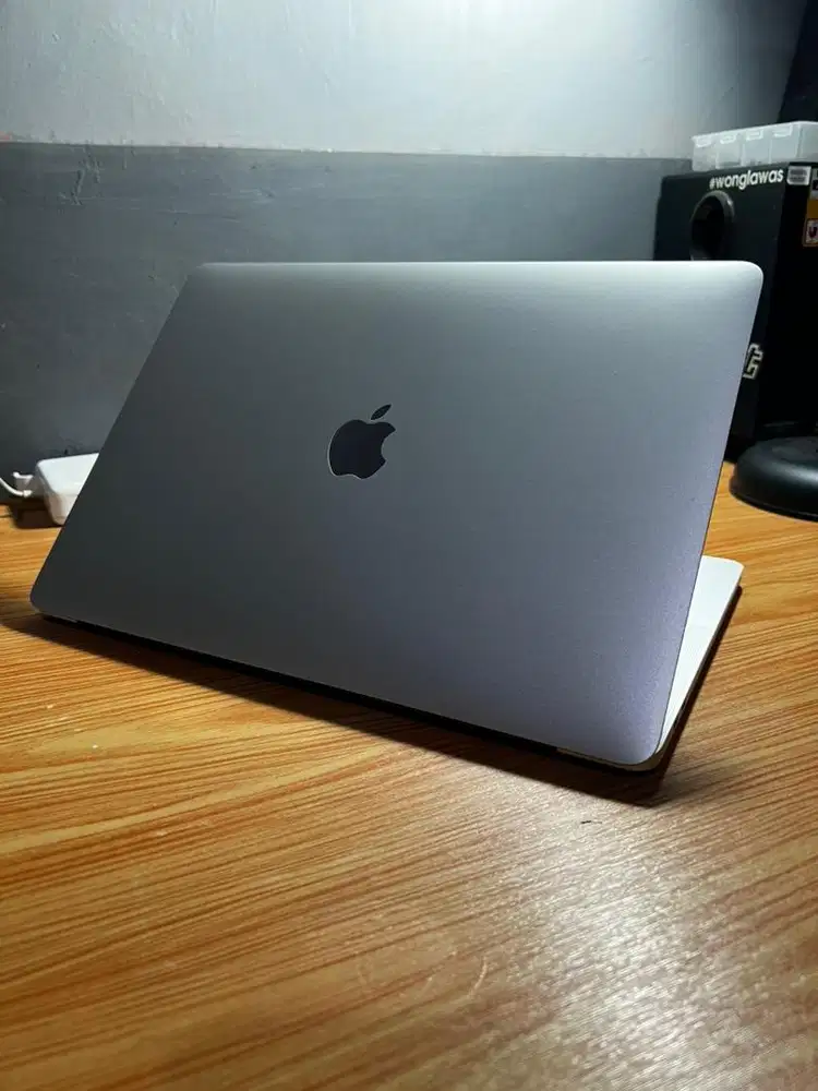 Macbook Pro 2020 i7 512Gb