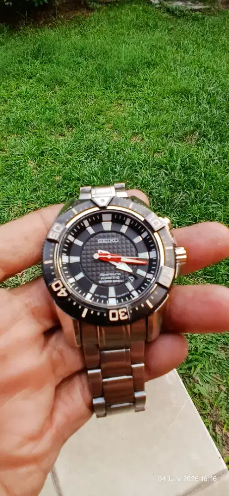 Seiko Sportura Kinetic Diver's 200m SKA511P1