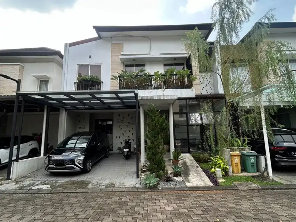 DIJUAL RUMAH MEWAH DI SERENIA HILLS CLUSTER TITAN LEBAK BULUS ADA SWIMMING POOL
