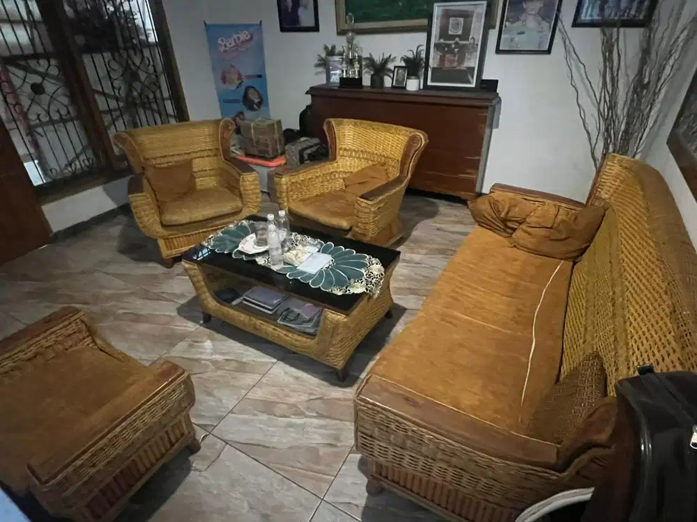 Kursi/sofa rotan satu set