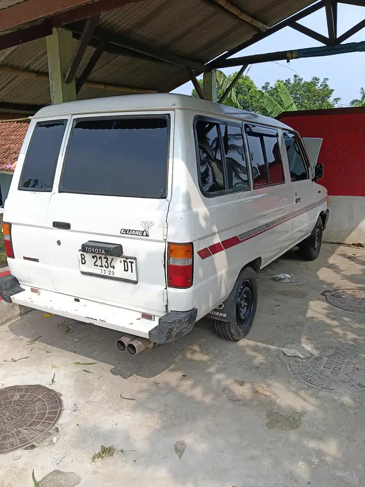Toyota Kijang 1993 Bensin