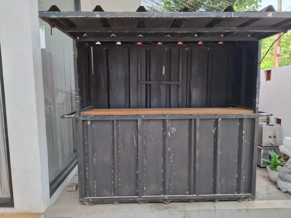 Dijual Cepat Booth Kontainer