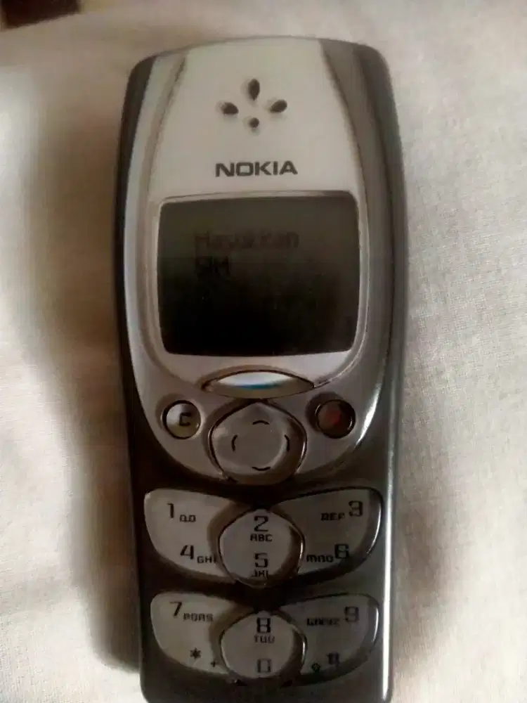 Dijual Nokia jadul 2300 kondisi msh nyala