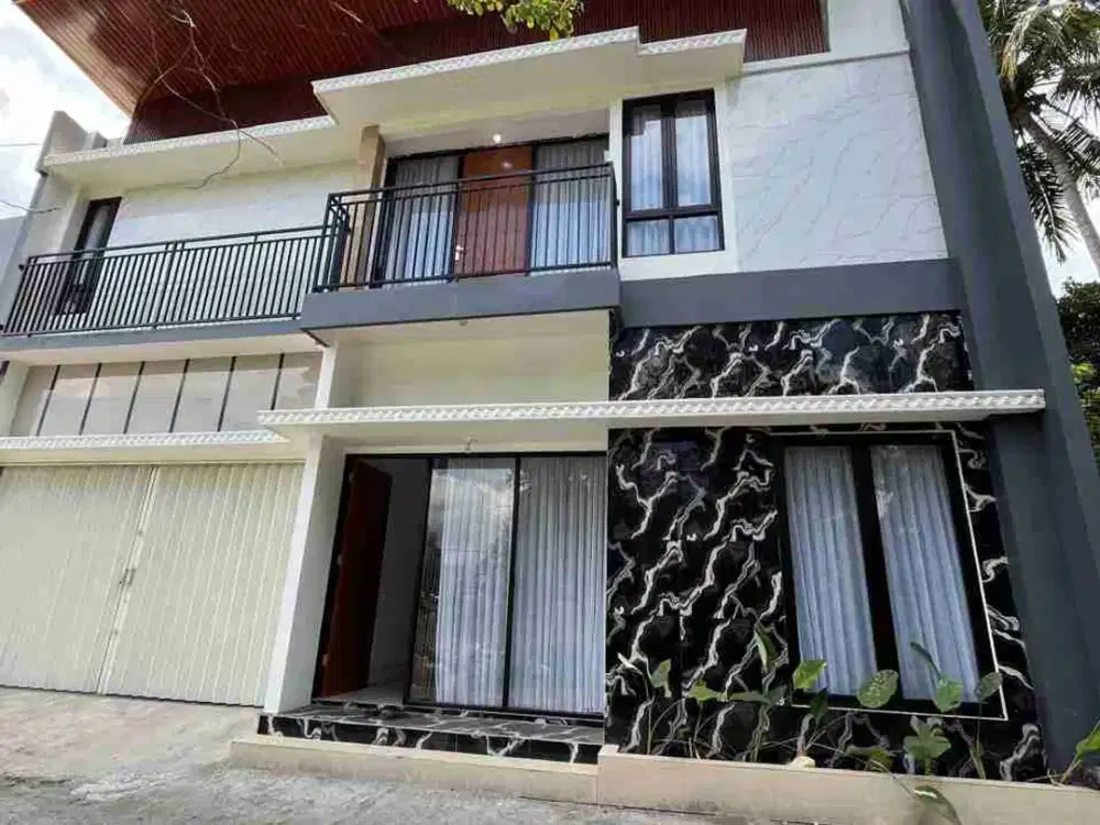 RUMAH MEWAH 2 LANTAI KONTEMPORER DENGAN HARGA SUPER MURAH DI JALAN KALIURANG KM 13 DEKAT KAMPUS PPPG KESENIAN