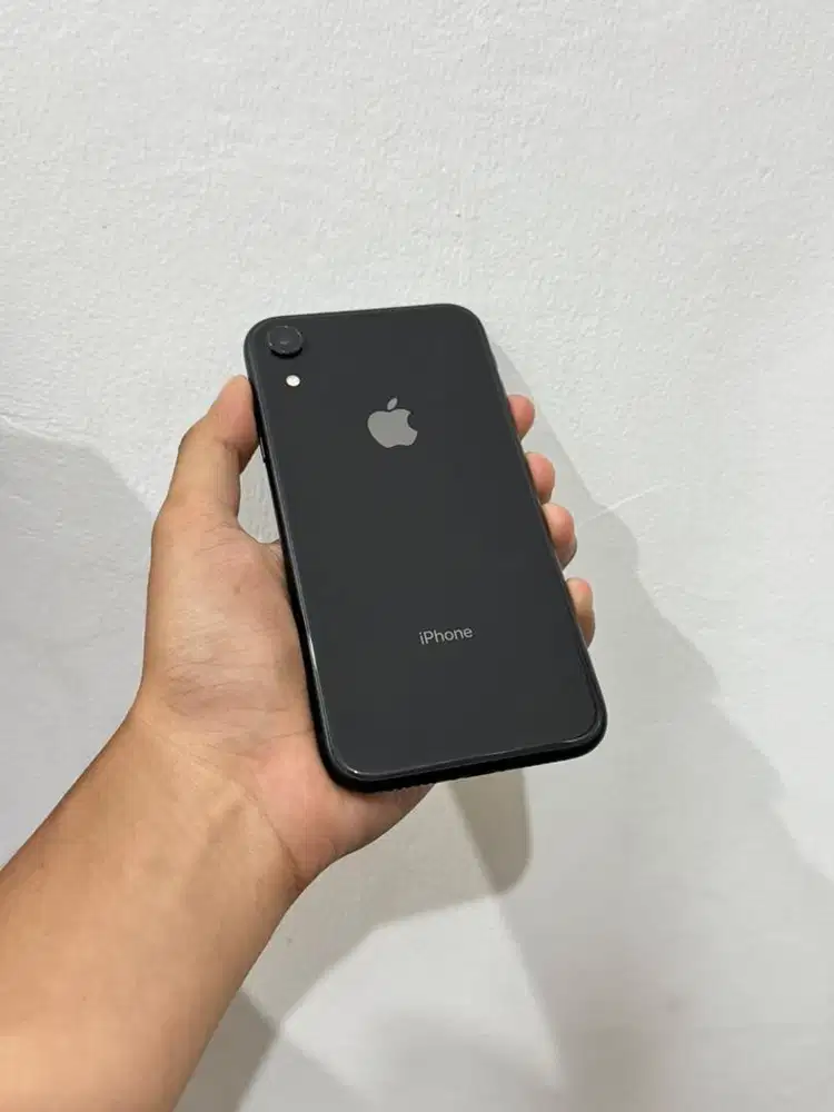 iphone XR 64 GB black inter