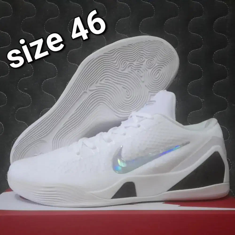 Sepatu basket nike kobe 9 white