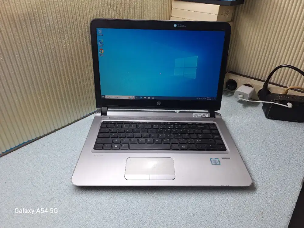 Laptop Hp ProBook 440 G3 Core i5-6200U -SSD 120 GB -4GB -SIAP PAKAI