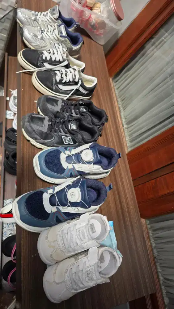 Sepatu Bekas Anak ORI No Box (Vans, NB, Crocodile, Onitsuka Tiger)