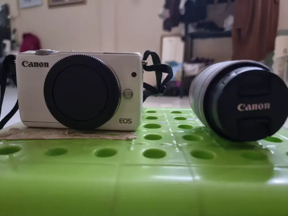 DIJUAL CANON EOS M10