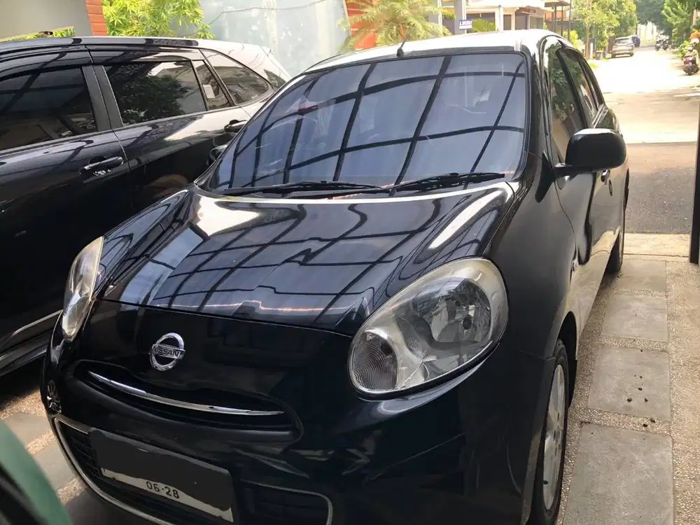 Dijual Nissan March Kesayangan 2013
