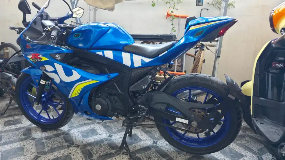 SUZUKI GSX R 150 BIRU 2017 KEYLESS RAWATAN