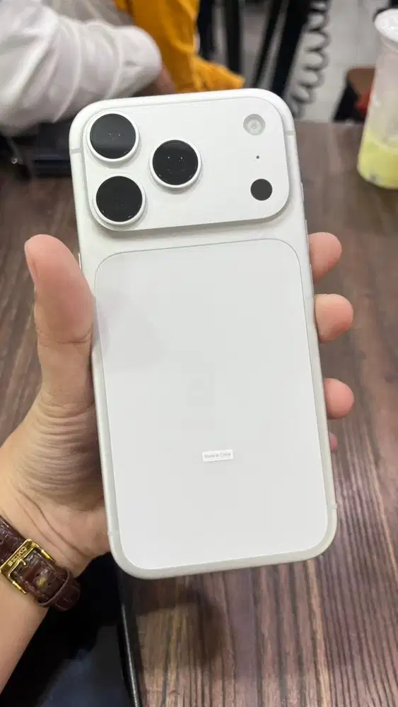 iphone 17 pro 256Gb