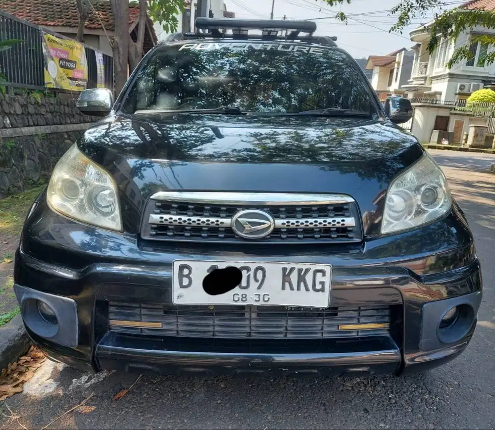Daihatsu Terios TX Adventure 2011 Automatic Hitam