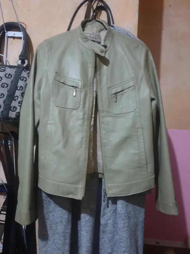 Jaket kulit asli