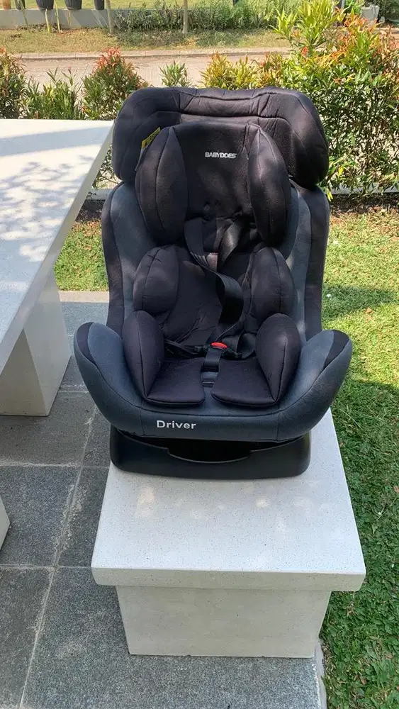 Jual Carseat car seat bayi merk babydoes