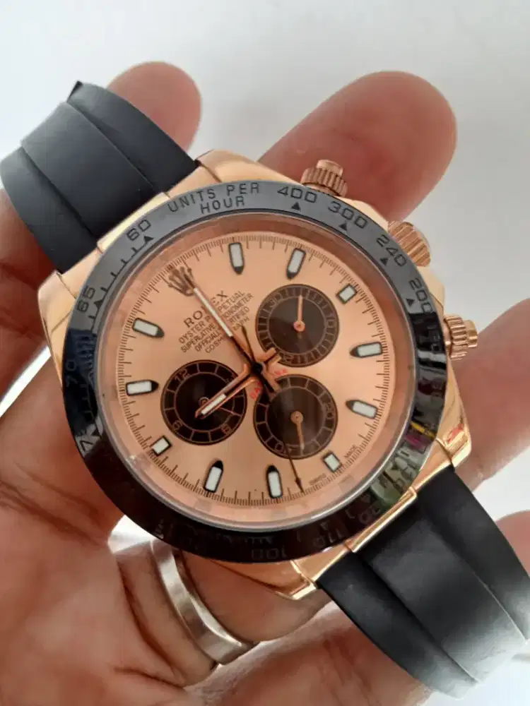 Rolex daytona otomatis bukan omega
