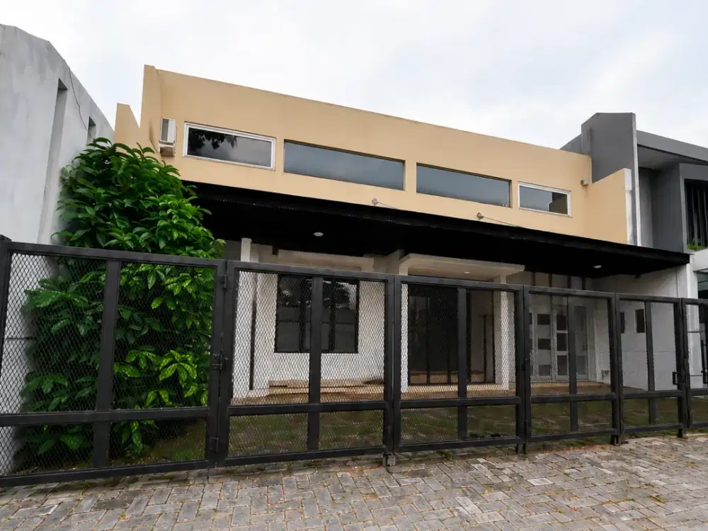 Dijual/sewa Rumah Usaha Citraland Utama Double Way