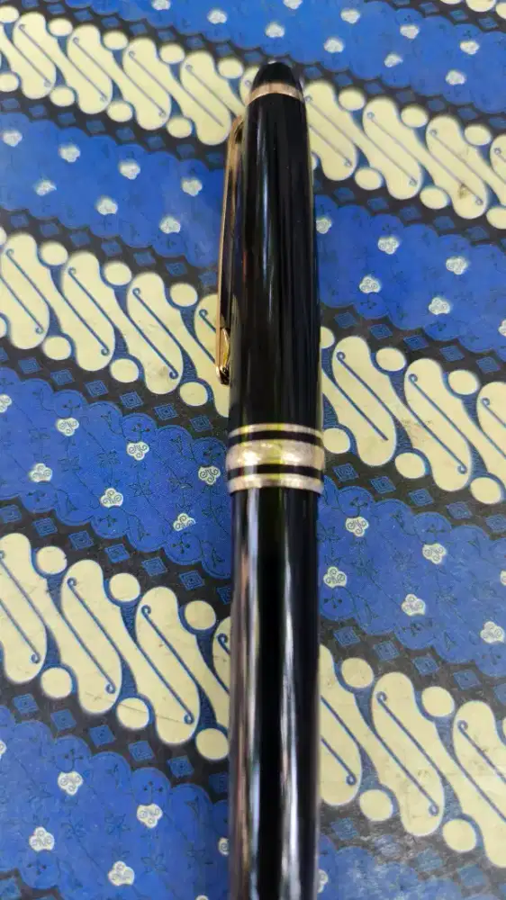 Pulpen montblanc maisterstuck