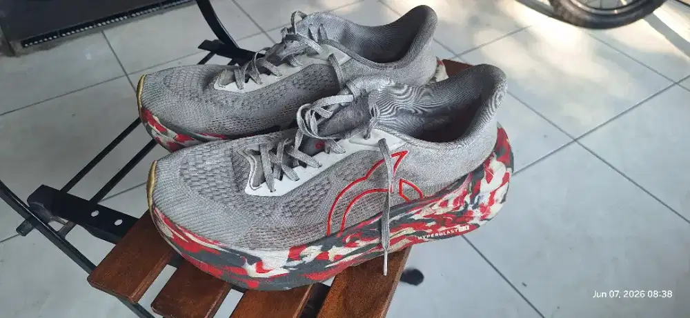 Sepatu lari Ortuseight Bekas