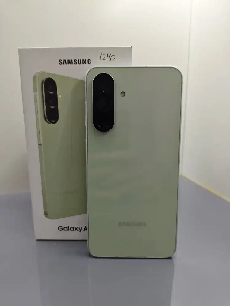 Samsung Galaxy a56 5G 8/256gb Awsome olive