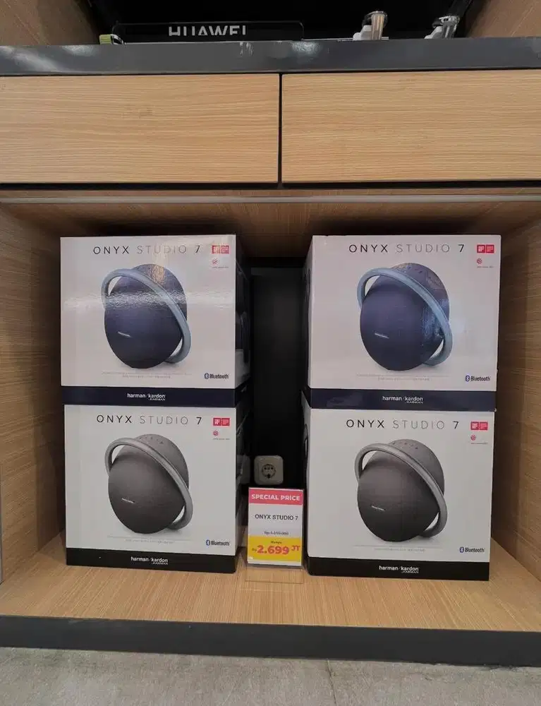 speaker onyx studio 7