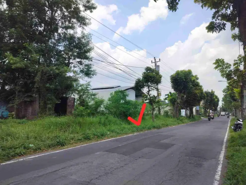 DIJUAL TANAH STRATEGIS UTARA MASJID SUCIATI JALAN GITO GATI