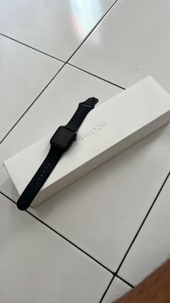 Jual jam apple watch series 5