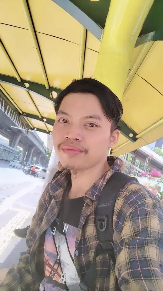Mencari pekerjaan apa saja yg penting halal