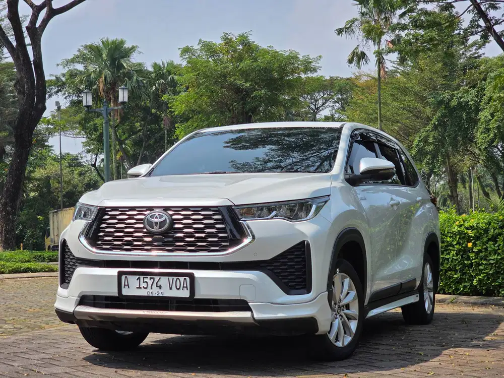 KM.15.RB|PERFECT| INNOVA ZENIX V HYBRID MODELLISTA 2024 PUTIH LIKE NEW