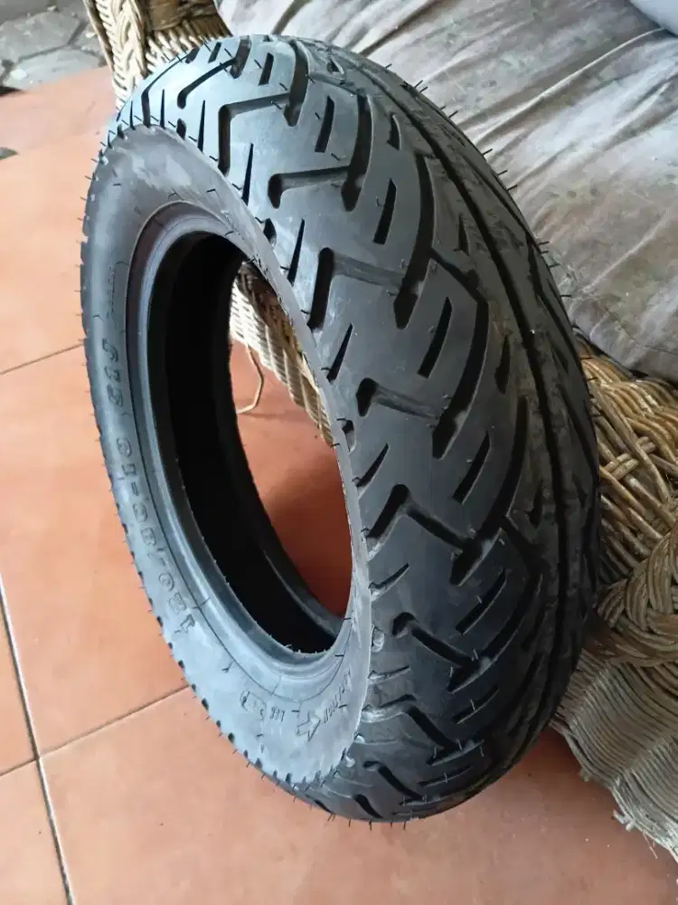 Jual ban belakang baru merk IRC
