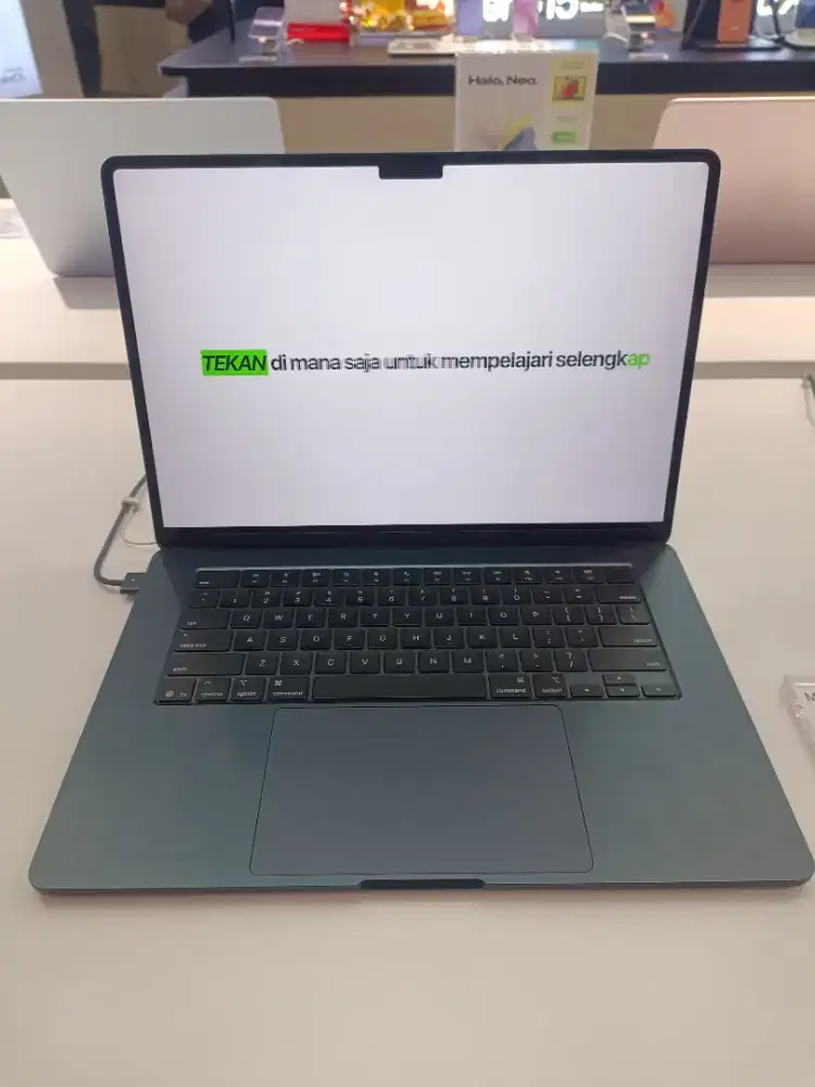 MacBook Air M5 15 Ram 16Gb 512Gb Bisa Cicilan Bunga 0,99%