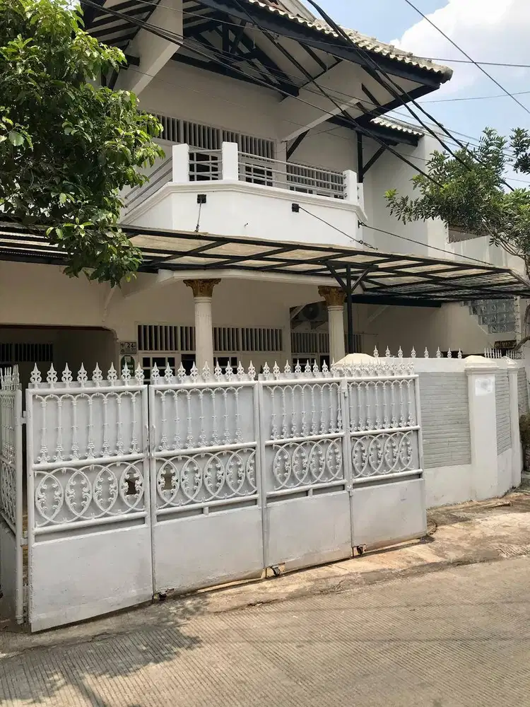 Rumah Sewa Tebet Jakarta Selatan Dekat Stasiun Tebet