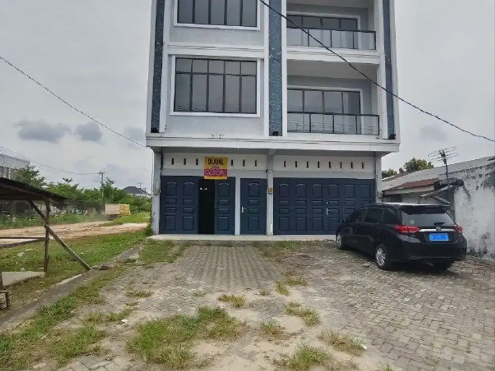 RUKO 3LT BELAKANG SISA TANAH 30METER LOKASI TEPI JALAN PARIT INDAH PEKANBARU