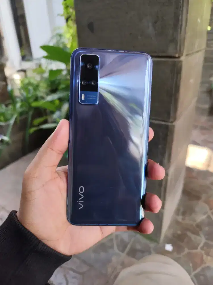 Vivo y51 8/128 nominus