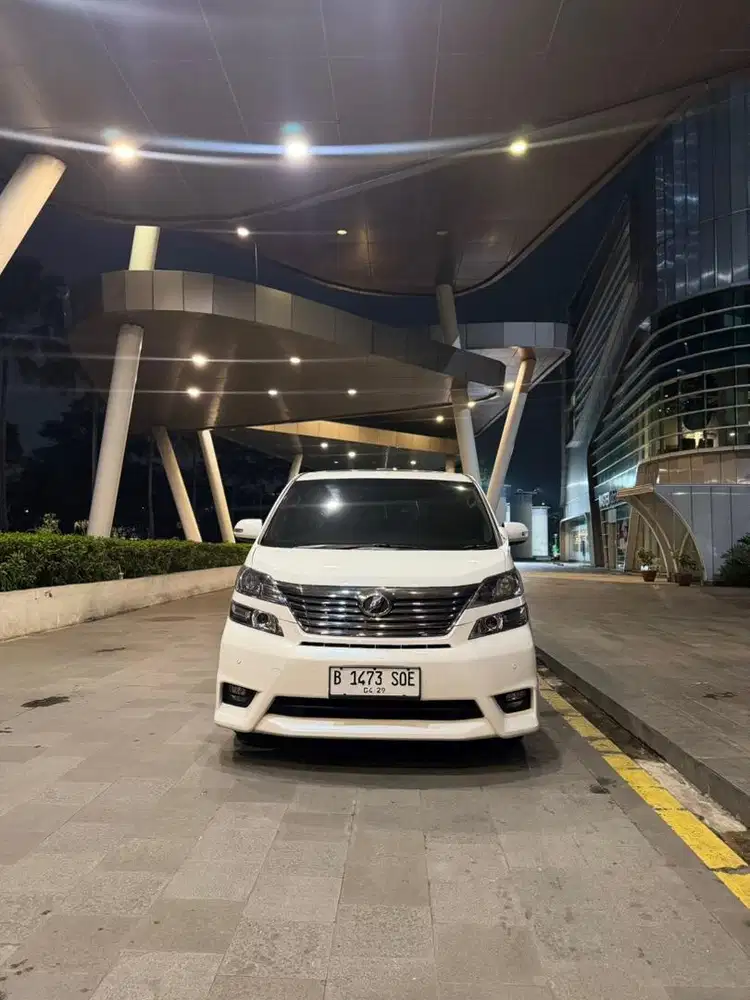 Vellfire 2011 low km