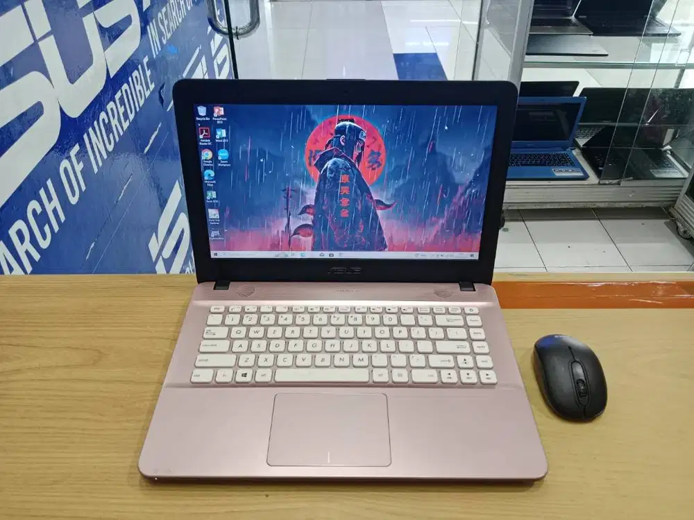 DILIRIK LAPTOP ASUS X441U INTEL CORE i3 GEN 7 RAM 4GB HDD 1000GB SIAP