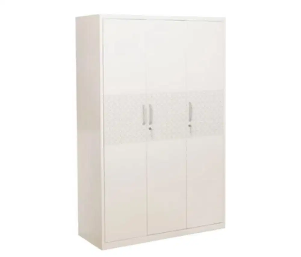 Lemari Pakaian Besi 3 Pintu