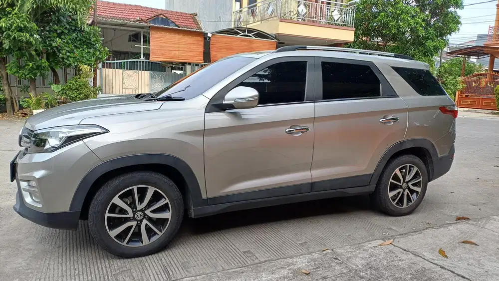 DFSK Glory 560 2019 Bensin