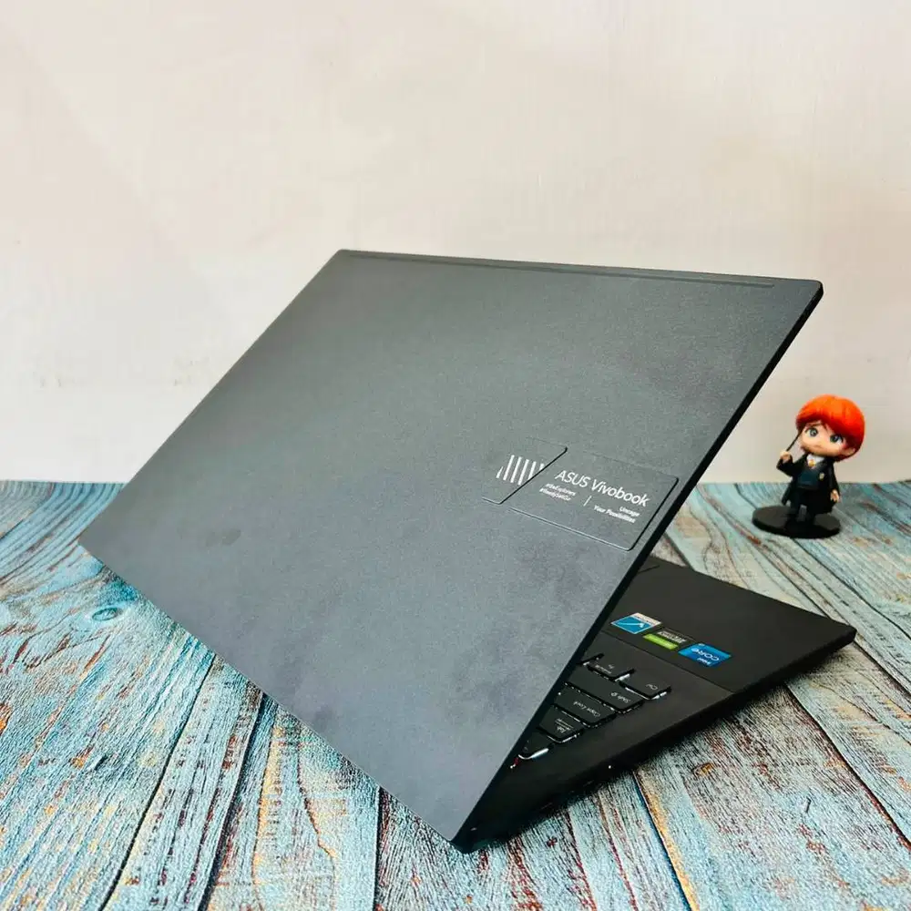 ASUS VIVOBOOK N7600P // CORE i7 // RAM16 // SSD 1TB // // NVIDIA RTX 3