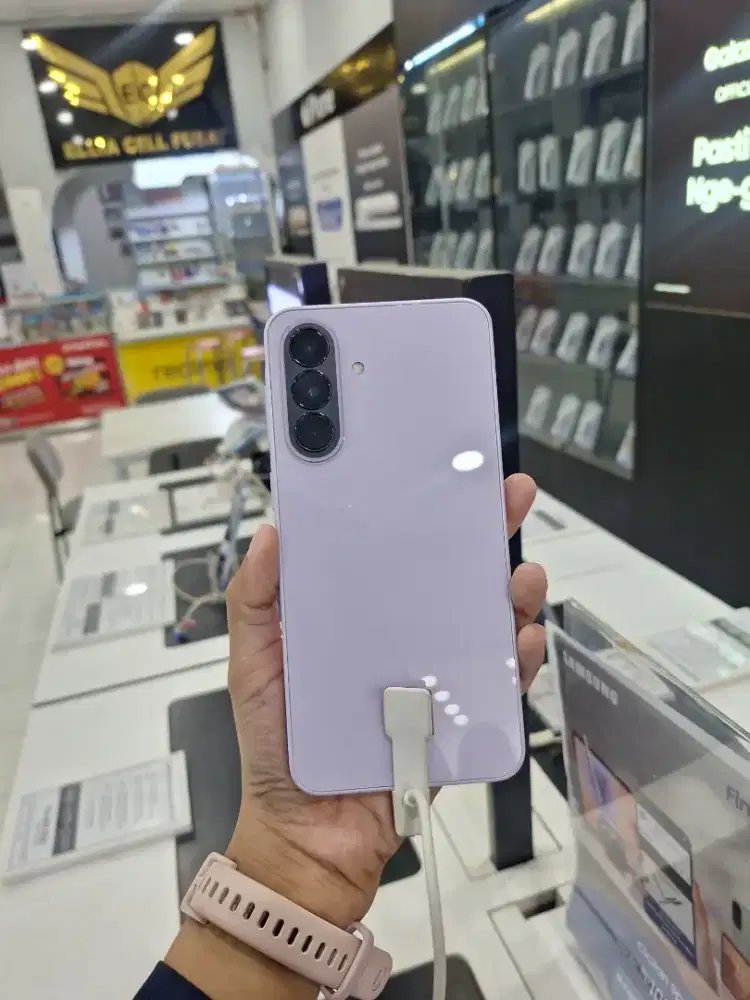 SAMSUNG A37 5G RAM 8/256GB DISCON 500RB