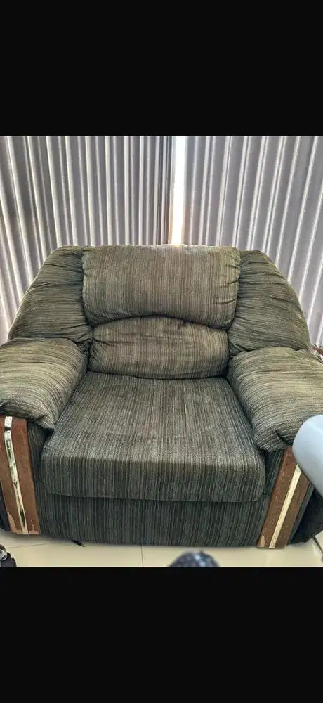 Sofa impor second singapura