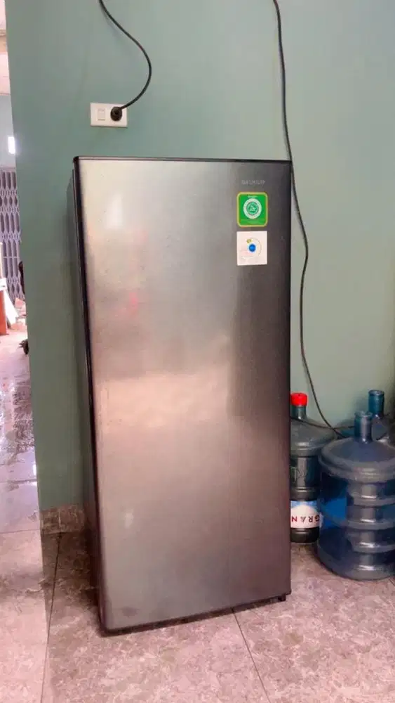 Kulkas sharp 1 pintu