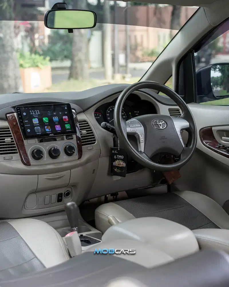INNOVA 2.0 G LUXURY AT 2015